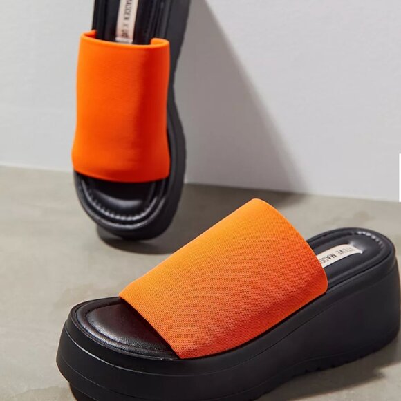 Steve Madden X UO Scrunchy Platform Sandals Open Toe Shoes Neon Orange Black 9 - Picture 10 of 11